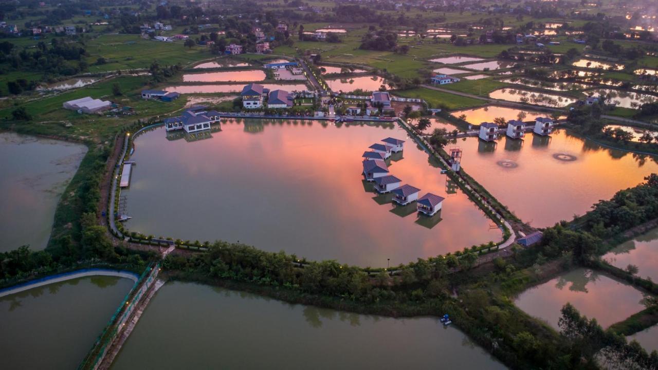 Lumbini Palace Resort Exteriör bild